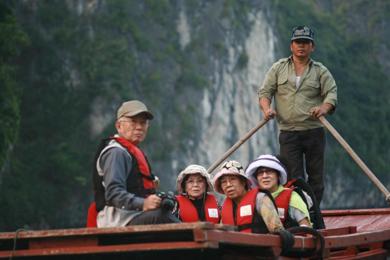 Golden Star Cruise Hotel Nan Giang Exterior foto